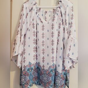 Zac & Rachel Tunic like women's blouse.  Size 2X